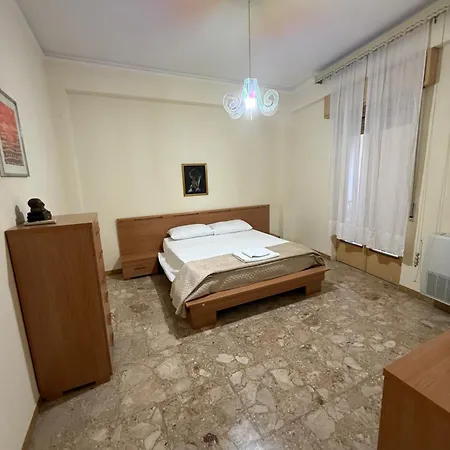 Апартаменты Bronzi Di Riace Реджо-ди-Калабрия