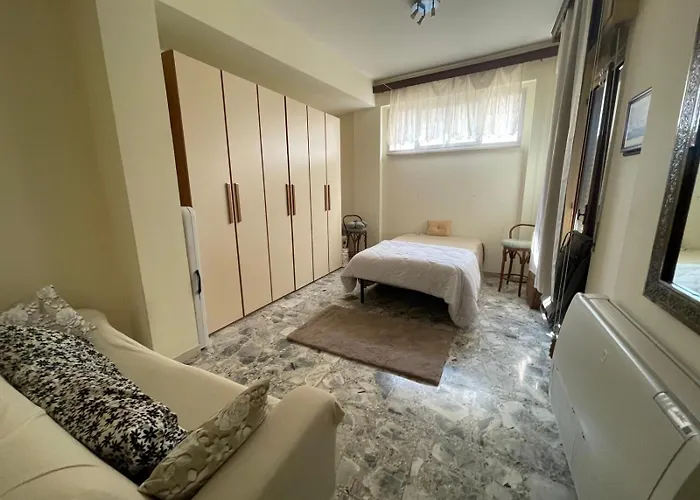 Bronzi Di Riace Apartmán