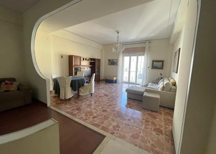 Bronzi Di Riace * רג'יו די קאלאבריה